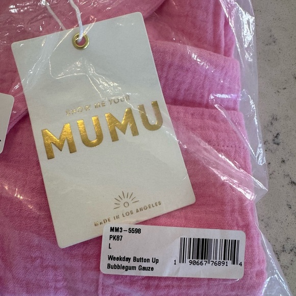 Show me your Mumu Weekday Button Up
Bubblegum Pink Gauze Shirt Size L New - Picture 10 of 10